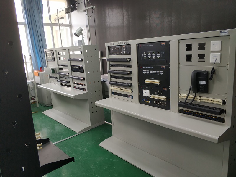 贵州理工学院-大数据学院.jpg